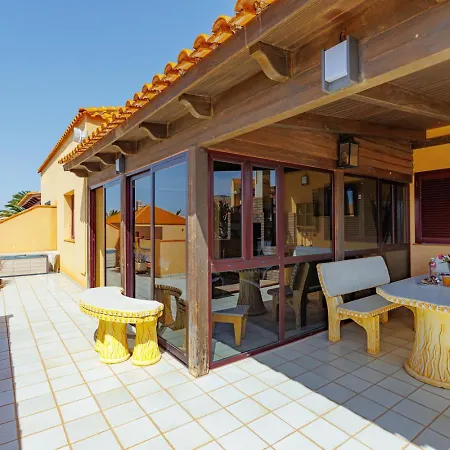 Granillo Escape קוסטה קלמה